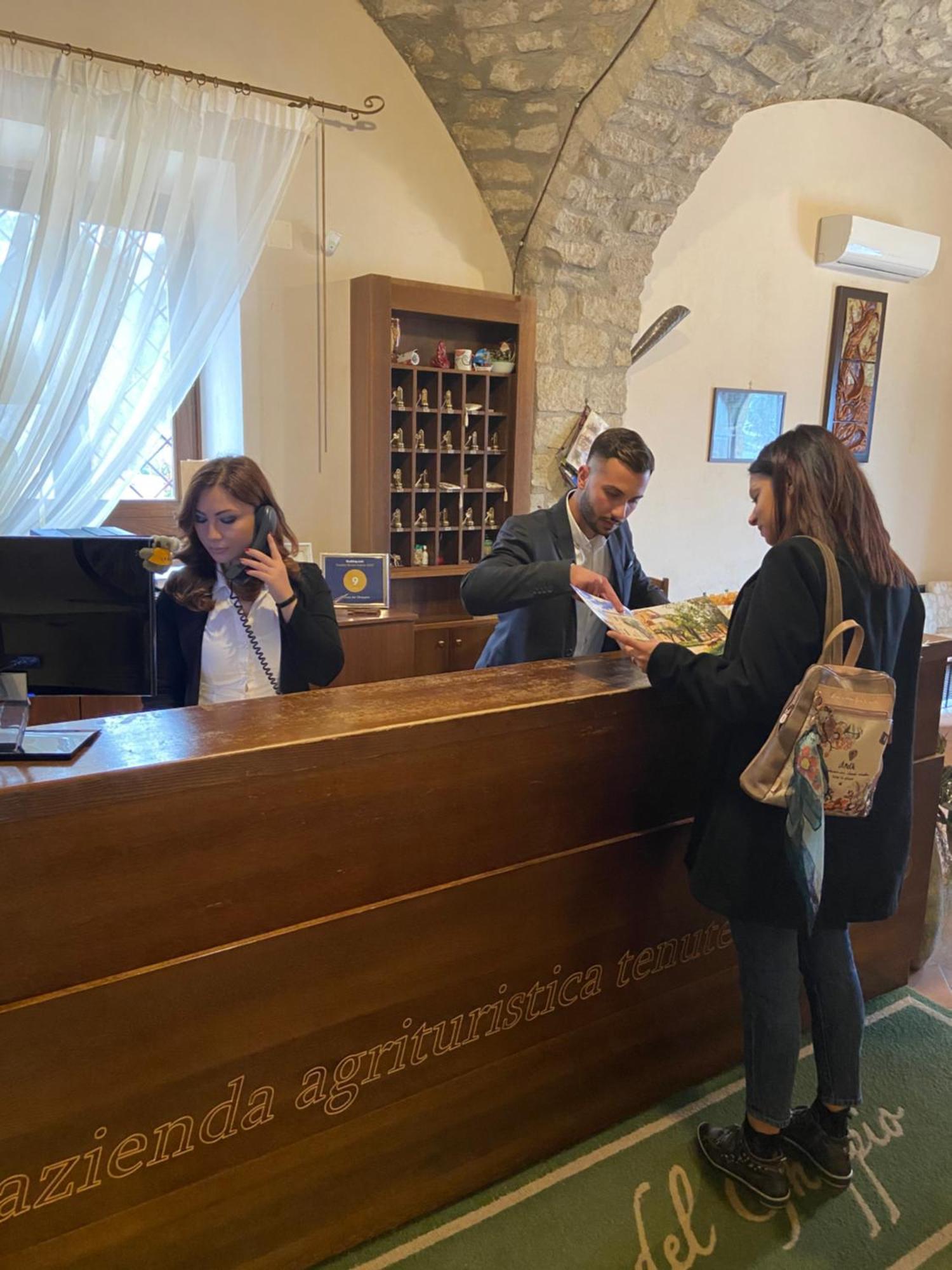 Dugenta Tenute Del Gheppio מראה חיצוני תמונה